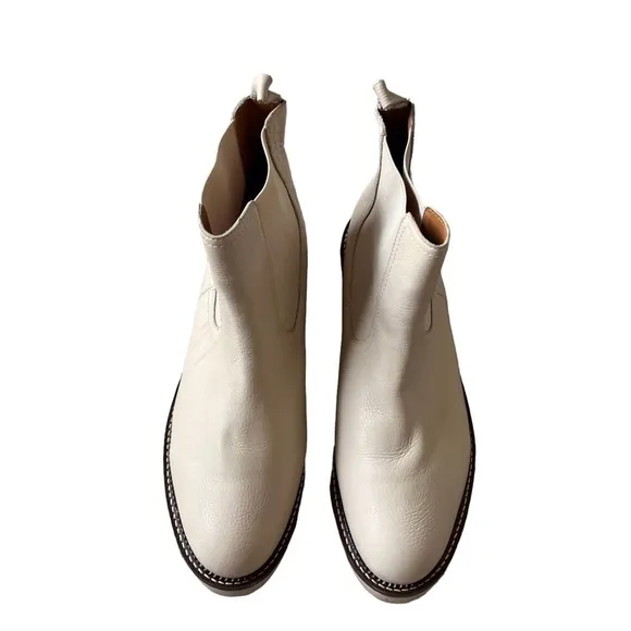 Caslon Miller Chelsea Boot Water Resistant Cream Size 13 Lug Sole Ankle Bootie