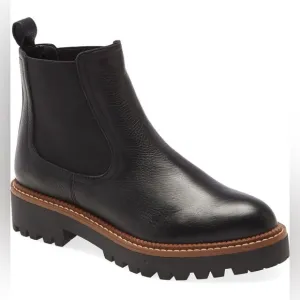 Caslon Miller Chelsea Boots Black Pull On Size 6.5