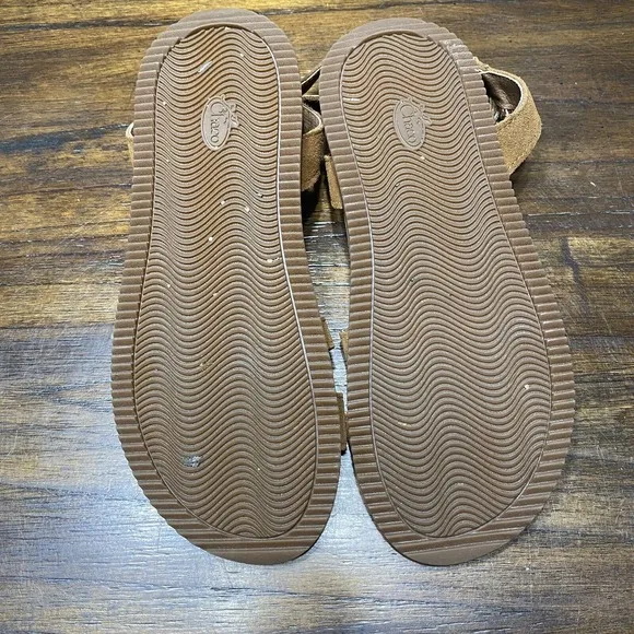 Chaco Brown Leather Strap Sandals Women's Size 8 EUC CHACOS