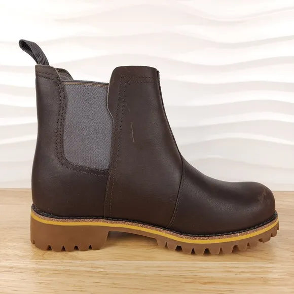 Chaco Fields Chelsea Boots Womens 6 Chestnut Brown Leather Pull On JCH107428