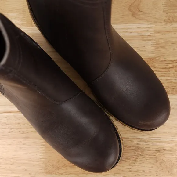 Chaco Fields Chelsea Boots Womens 6 Chestnut Brown Leather Pull On JCH107428