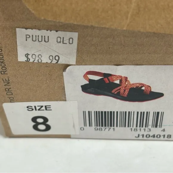 Chaco Gray &amp; Black Sandals Adjustable Strap Toe Sling Size 8 Excellent Condition
