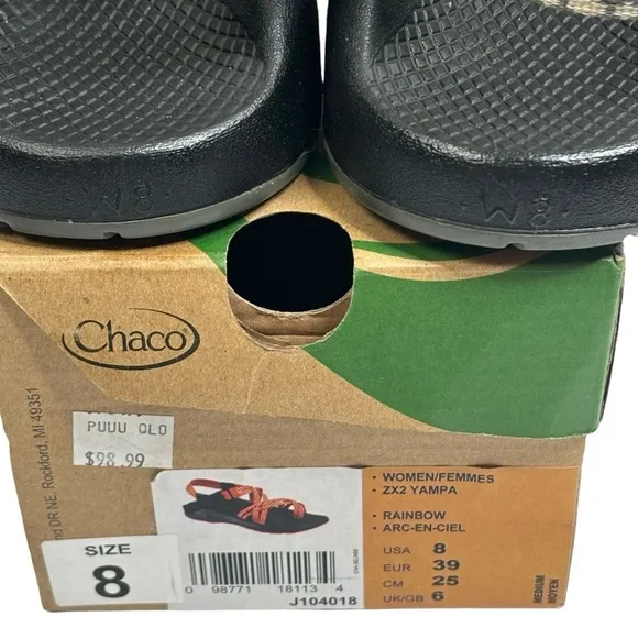 Chaco Gray &amp; Black Sandals Adjustable Strap Toe Sling Size 8 Excellent Condition