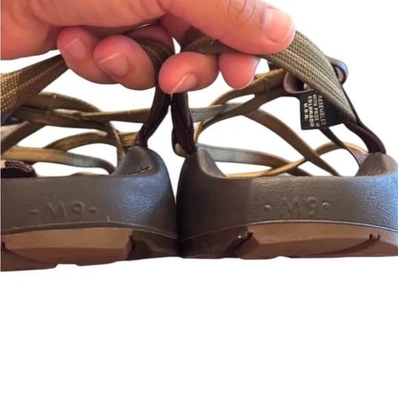 Chaco Men Hiking Adjustable Strap Sandals