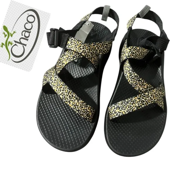 Chaco Size 4 Strap Cheetah Leopard Print Sandals