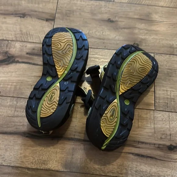 Chaco Women's Yampa Sandals Grasshopper sz 7