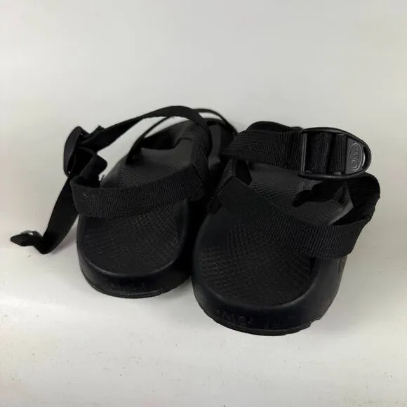 Chaco Z/2 Strappy Sandals Men's 8 Black Comfort Adjustable Strap Outdoor Classic