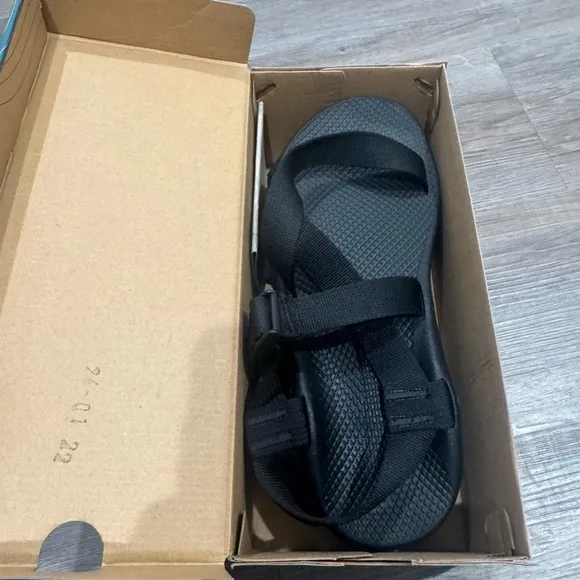 Chaco ZCloud Solid Black Noir Adjustable Strap Sandals