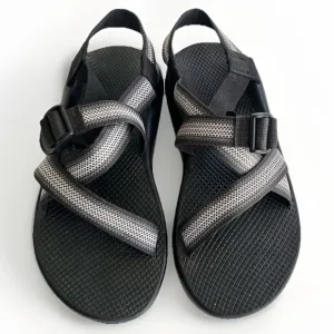 Chacos Men’s Z1Adjustable Strap Split Gray Classic Sandals Size 9
