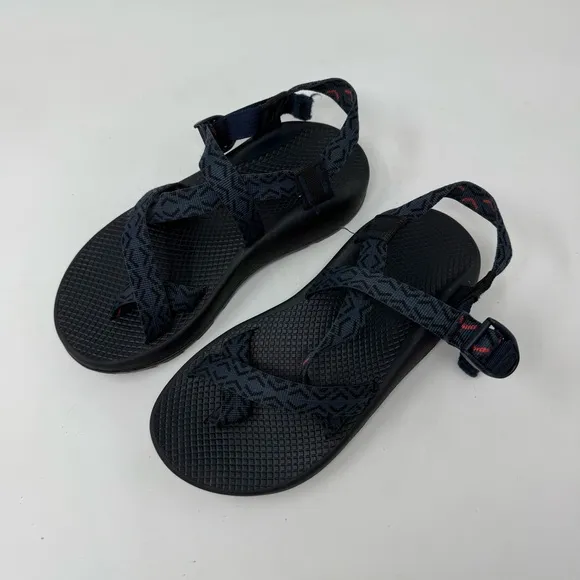 Chaco’s Z/2 Adjustable Strap Sandals Size 8 Black/Blue
