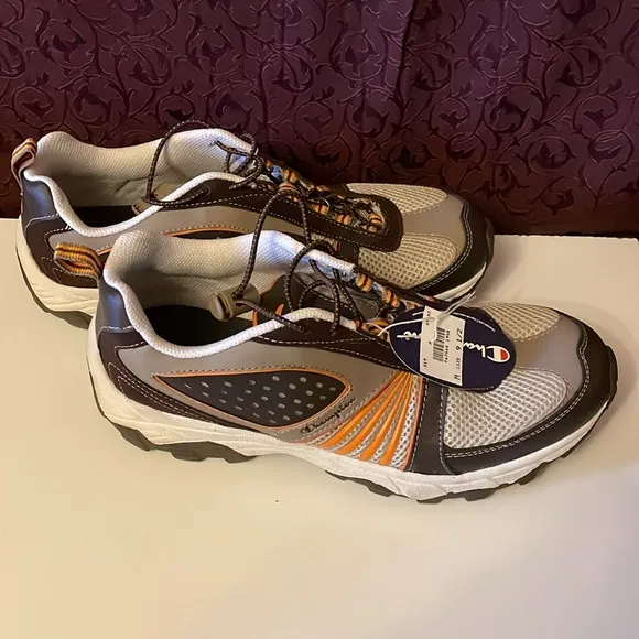 CHAMPION:NIB, Men’s Size 9.5 brown/orange non-skid sole sneakers.