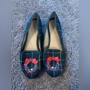 Charter Club Christmas flats size 7.5 green red plaid