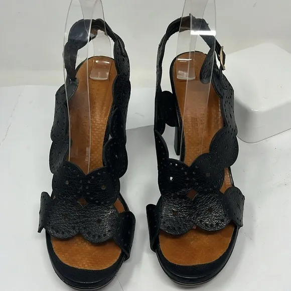 Chie Mihara 39.5 US 9.5 Laser Cut Black Leather Block Heel Sandals Heels Shoes