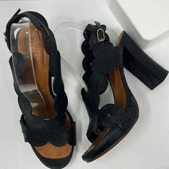 Chie Mihara 39.5 US 9.5 Laser Cut Black Leather Block Heel Sandals Heels Shoes