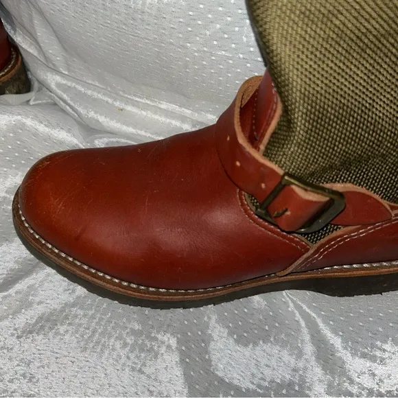 Chippewa Brown and Green Heeled Boots