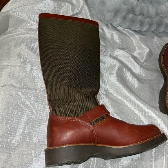 Chippewa Brown and Green Heeled Boots