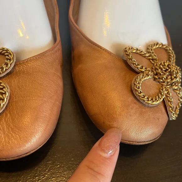 Chloe Chain Flower Tan Leather Flats Size 37