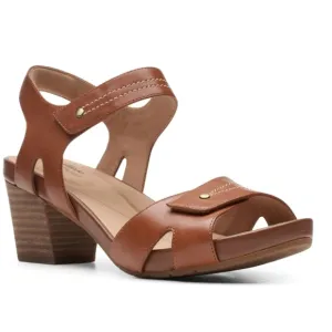 Clark Un Palma Vibe Mahogany Leather Block Heeled Sandals  Size 9.5