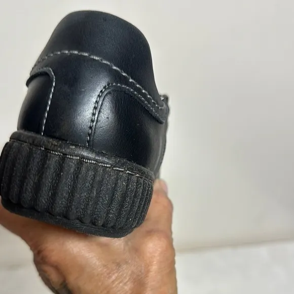 Clarks Black Sneakers with Leather Upper and Rubber Sole