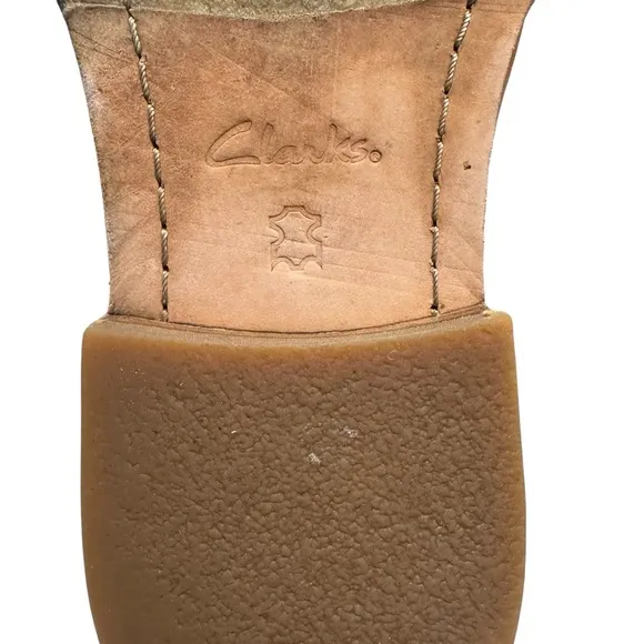 Clarks Clarkdale Gobi Slip On Chelsea Boots Mens 10 Brown Tan Suede 26136252