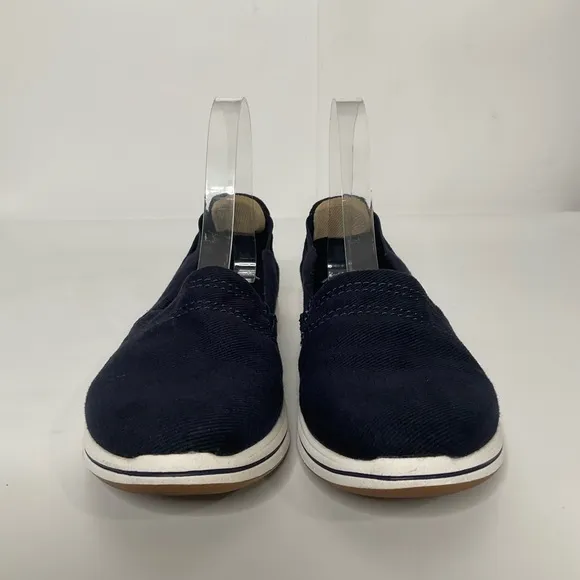 Clarks Cloudsteppers Breeze Slip-On Dark Navy Canvas White Sole Sneakers Sz 8.5.