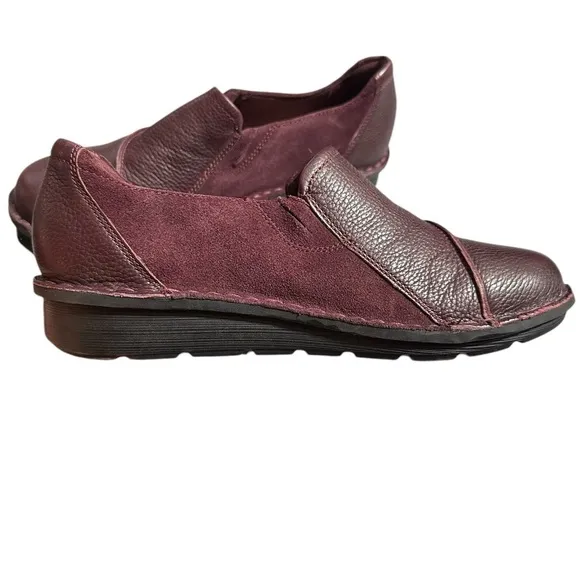 Clark’s Cognac Red Michela Opal Leather &amp; Suede Slip-on Flats 8W