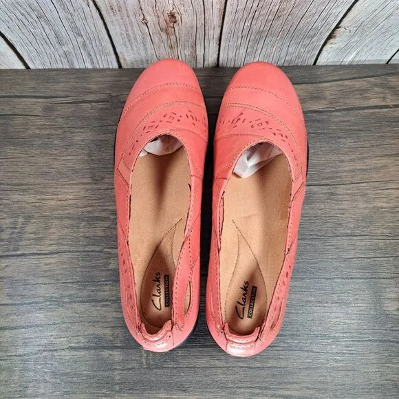 Clarks Evianna Fig4 Coral Leather Slip On Flats Women's Size 10 M (NWOB)