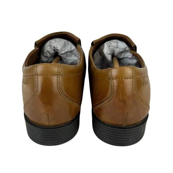 Clarks NWB Whiddon Step WIDE Dark Tan Leather Slip On Round Toe Loafers