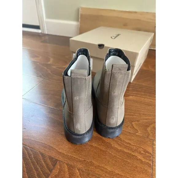 Clarks Orinoco 2 Women's 9 M Leather Boots Womens Dark Olive NEW Pull-On