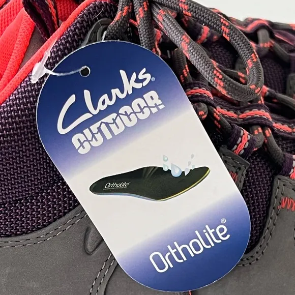 Clarks Outlay North Outdoor Hiking Sneakers Hiking boot Size 8 NEW