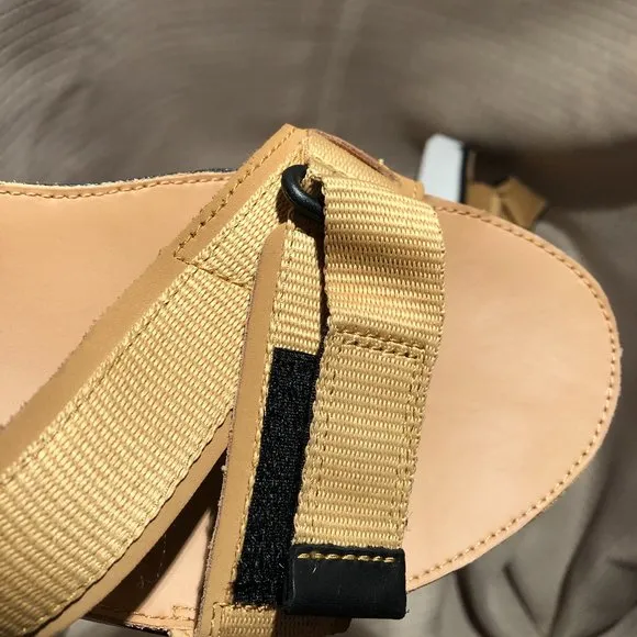 Clarks Trigenic men brown tan sandals,10