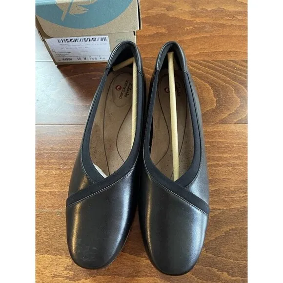 Clarks Un Darcey Ease 2 Black Leather NEW 10 N Slip on Flats