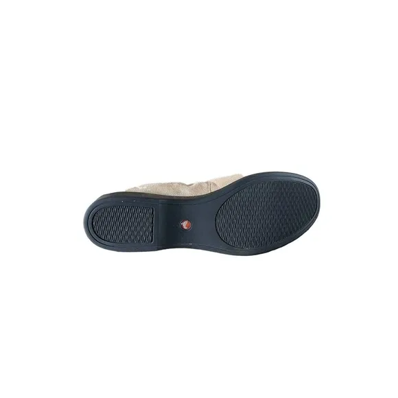Clarks Un Darcey Vibe Ballet Flat Gold Size 9 NEW