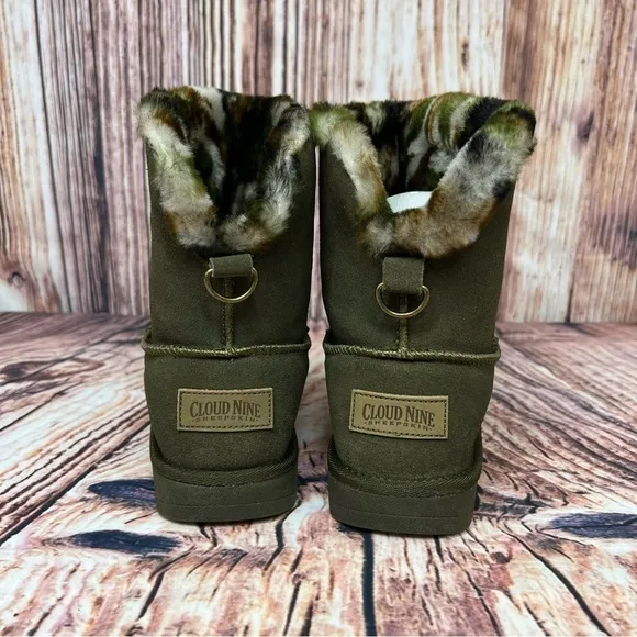 Cloud Nine Sheepskin Kamo Green Pull On Boots NIB Size 8