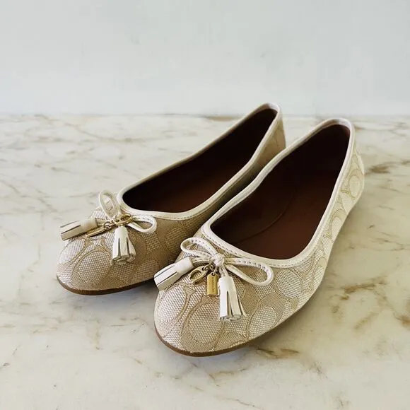 COACH Benni Lte Khaki Chalk Signature Canvas Logo Print Ballerina Flats - US 7.5