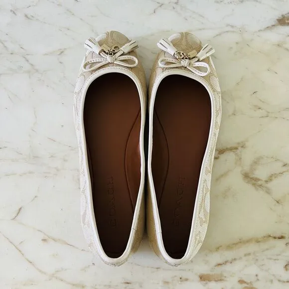 COACH Benni Lte Khaki Chalk Signature Canvas Logo Print Ballerina Flats - US 7.5