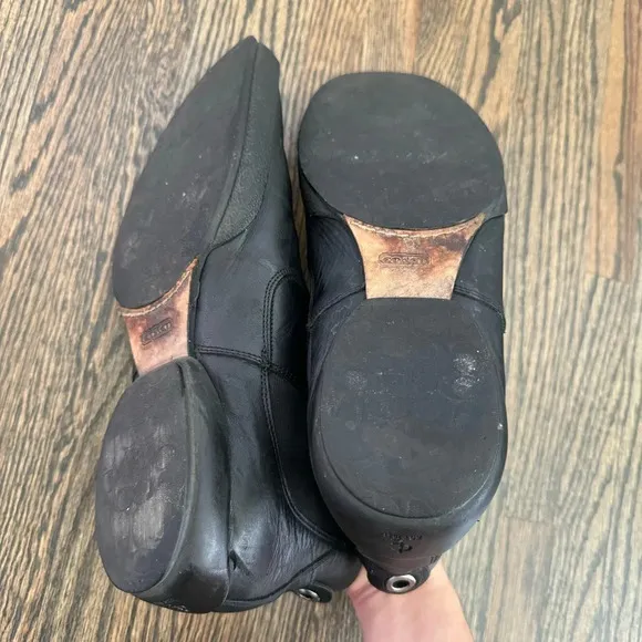 Coach black leather Chelsea boots made in Italy size 11