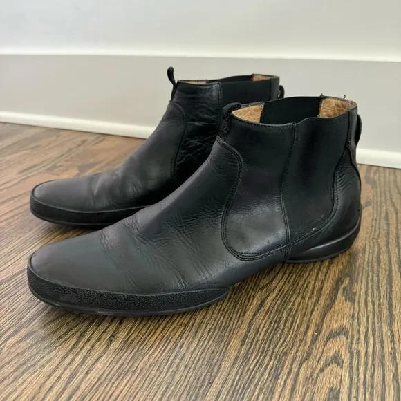 Coach black leather Chelsea boots made in Italy size 11