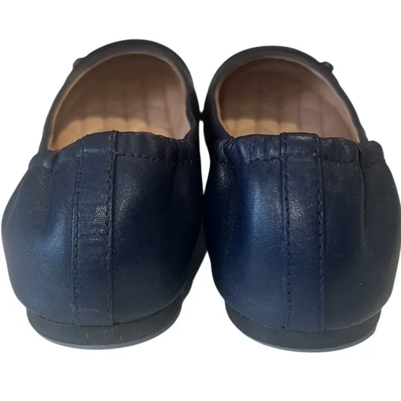 Coach Brandi Navy and Black Leather Slip On Ballet Flats Size 8.5