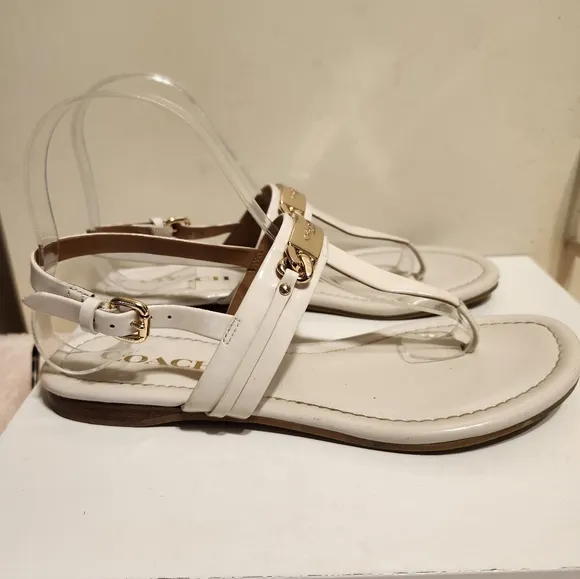 Coach Caterine Cream Patent Leather Gold Metal Logo T-Strap Sandals Sz.7 Ret$165