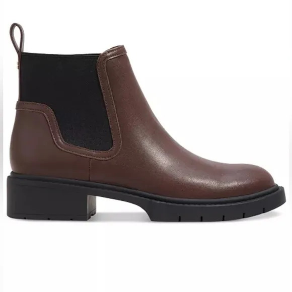 COACHWomen's Lenora Pull On Lug Sole Chelsea Booties size 8 NEW   Maple Leather