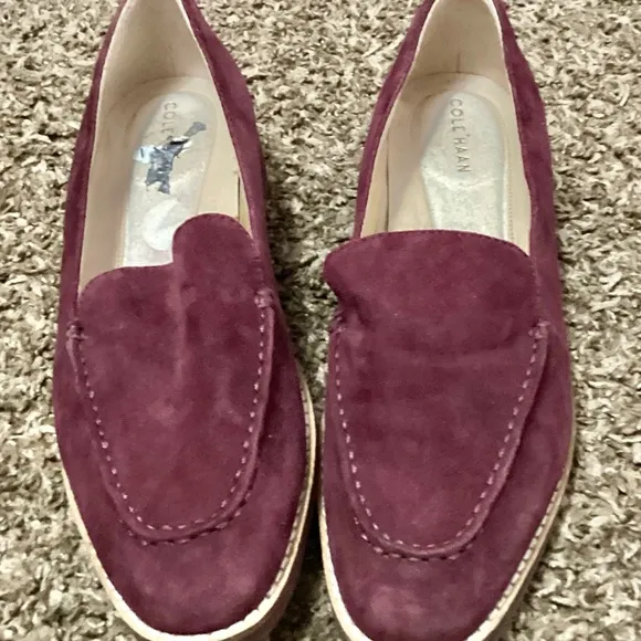 Cole Haan Grand O’s slip on loafers (Like new)