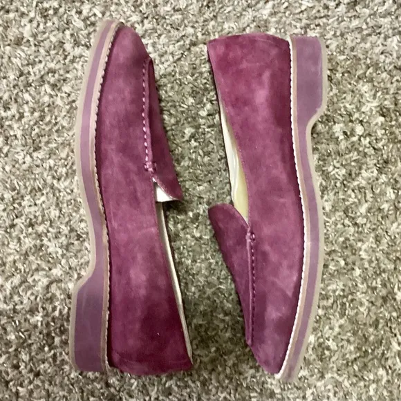 Cole Haan Grand O’s slip on loafers (Like new)