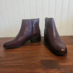 Cole Haan Women's Size 7.5B Dark Maroon Leather Ankle Boots W28682 New