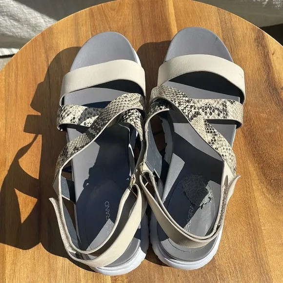 Cole Haan Zerogrand Criss Cross Gladiator Sandals, Roccia/Sandshell/White Size 9