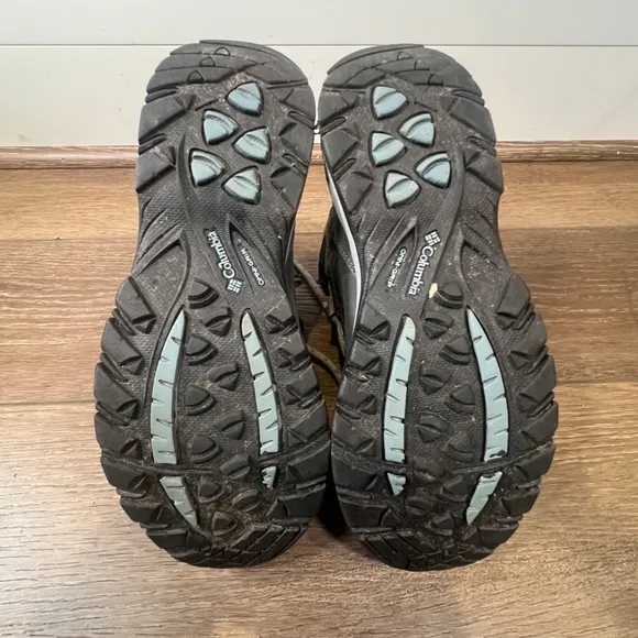 Columbia Newton Ridge Plus Hiking Boots Womens Size 8 1/2