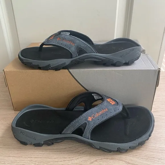 COLUMBIA SANTIAM FLIP FLOP - Men Sz 9