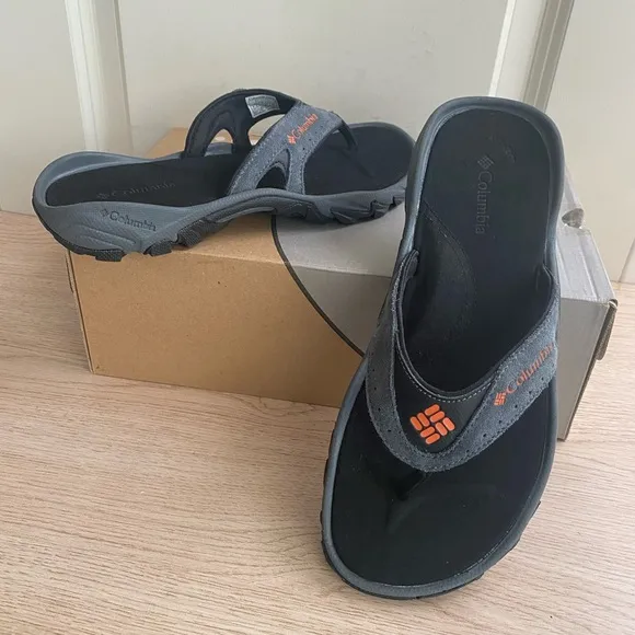 COLUMBIA SANTIAM FLIP FLOP - Men Sz 9