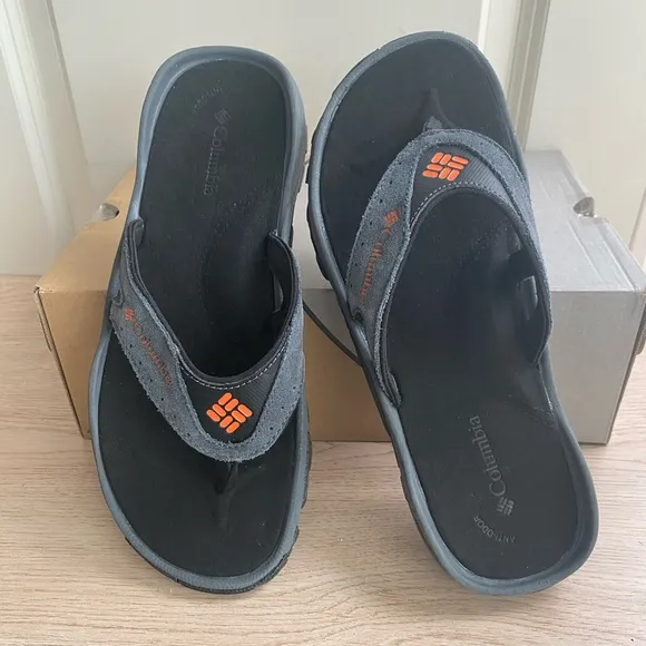 COLUMBIA SANTIAM FLIP FLOP - Men Sz 9