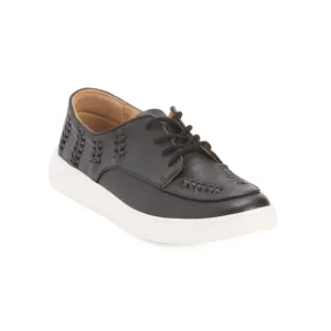 COMFORTIVA Black Thayer Leather Lace Up Comfort Sneakers